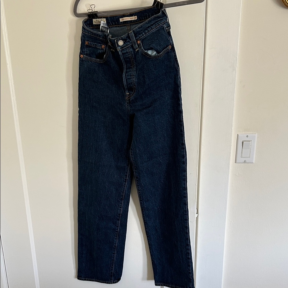 Levi's Women's Dark Blue Ribcage Straight Leg Jeans 25x31